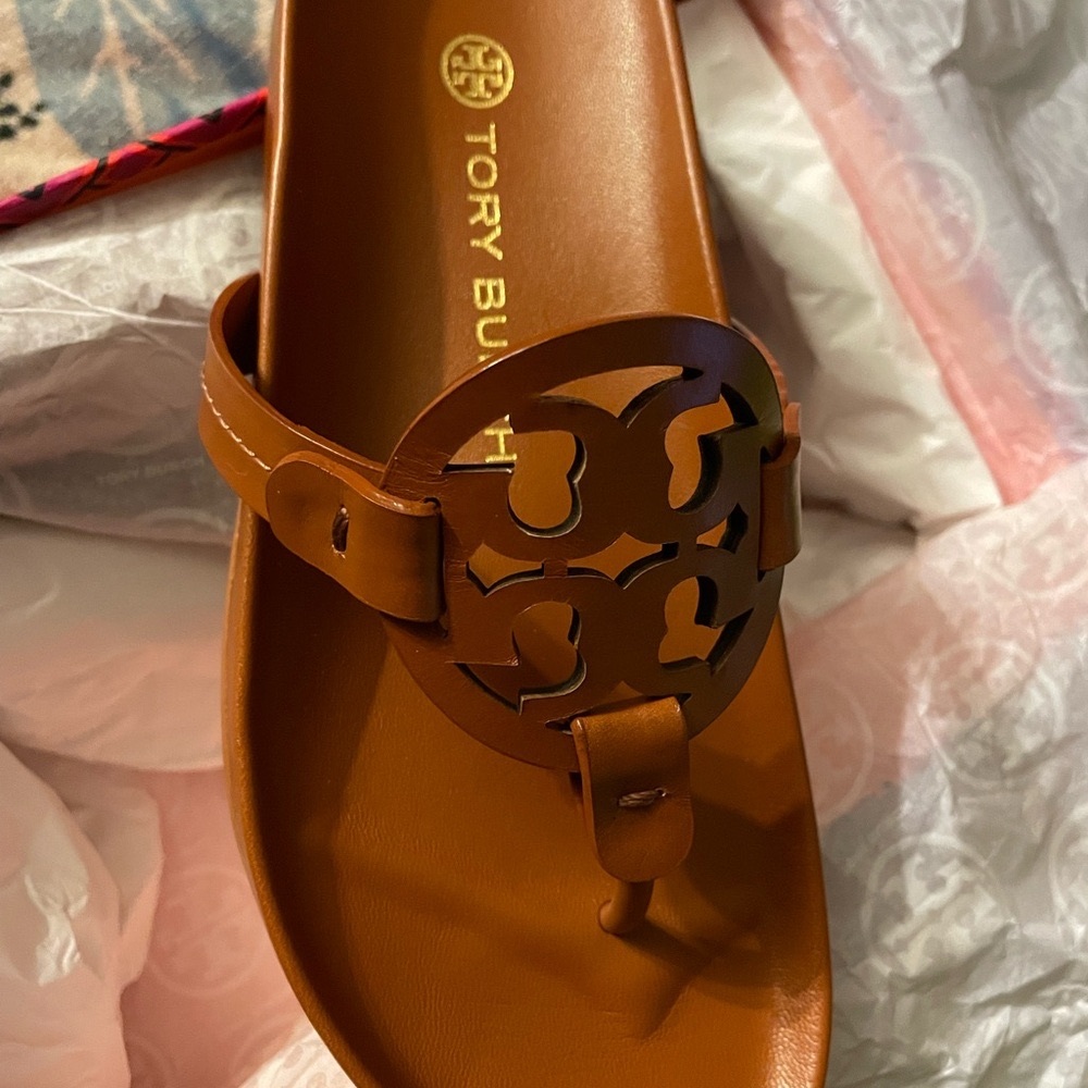 New with tags Tory Burch miller cloud sandal